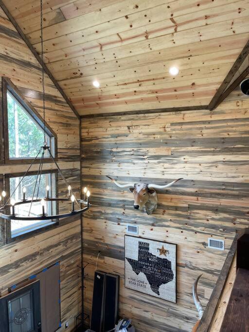 The Big Tex Luxury Cabin Is Epic Broken Bow Eksteriør bilde